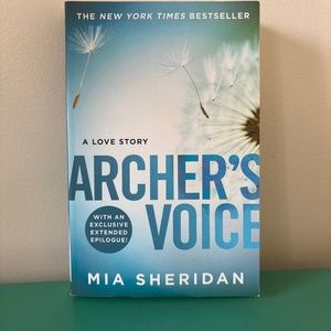 Archers Voice book by Mia Sheridan